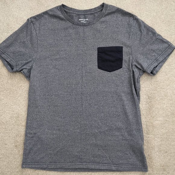 Men's Banana Republic gray medium t-shirt